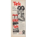 1952 Tek Tooth Brush Ad "twins for your vacation"
