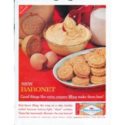 1961 Baronet Cookies Ad "extra creamy filling"